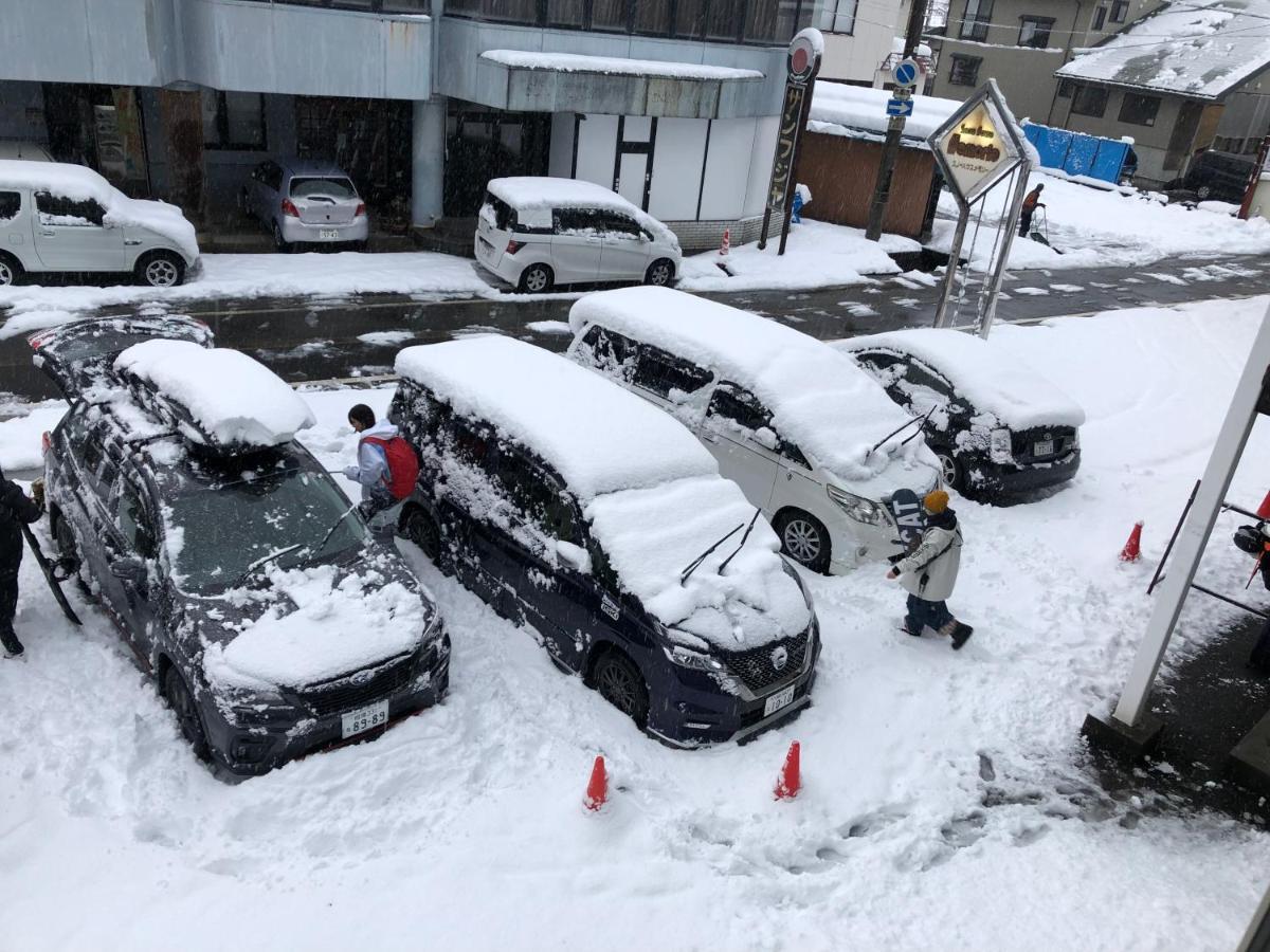 Snowhouse Memorie Hotel-石打丸山 Seki  Eksteriør billede